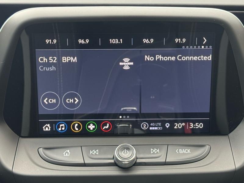 Chevrolet Camaro 2021 - Image 16