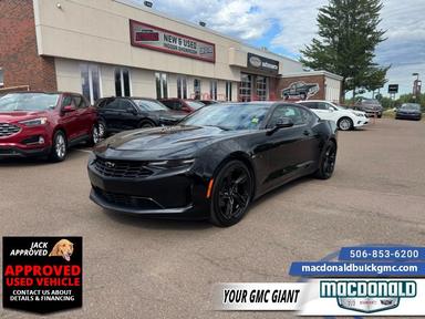 Chevrolet Camaro 2021 - Thumbnail 1