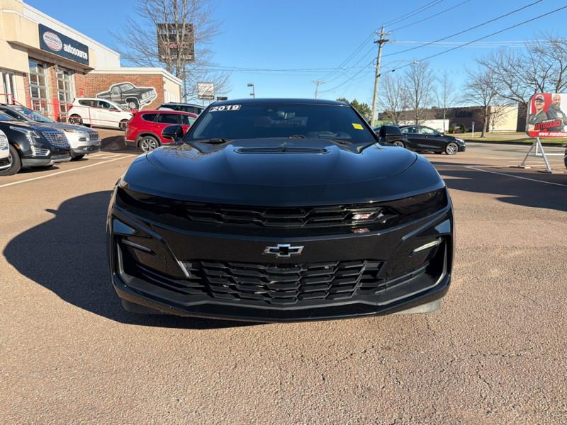 Chevrolet Camaro 2019 - Image 2