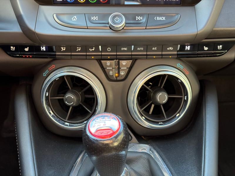 Chevrolet Camaro 2019 - Image 19