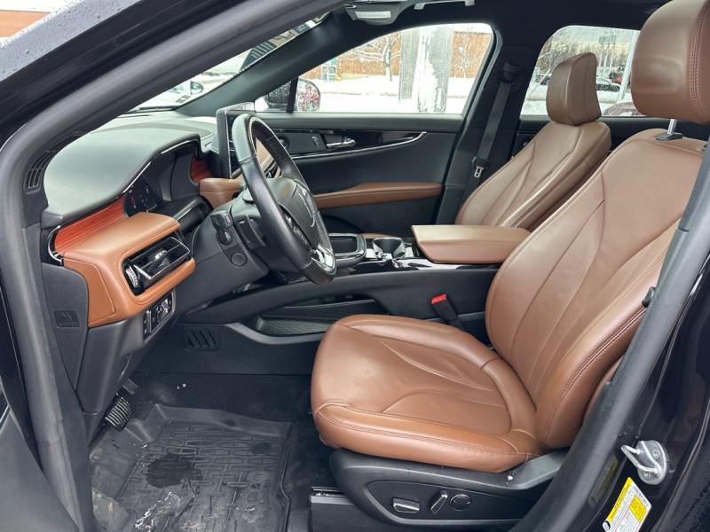 Lincoln Nautilus 2023 - Image 10