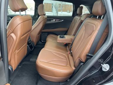 Lincoln Nautilus 2023 - Thumbnail 11