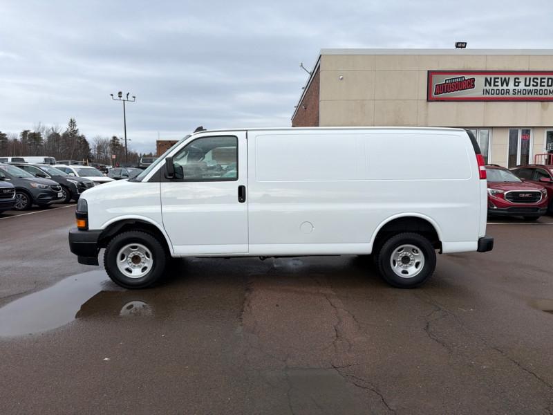 Chevrolet Express Cargo Van 2024 - Image 8