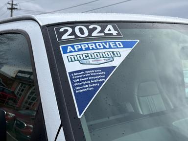 Chevrolet Express Cargo Van 2024 - Thumbnail 21