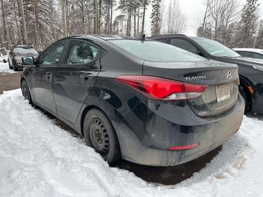 Hyundai Elantra 2015 - Thumbnail 5