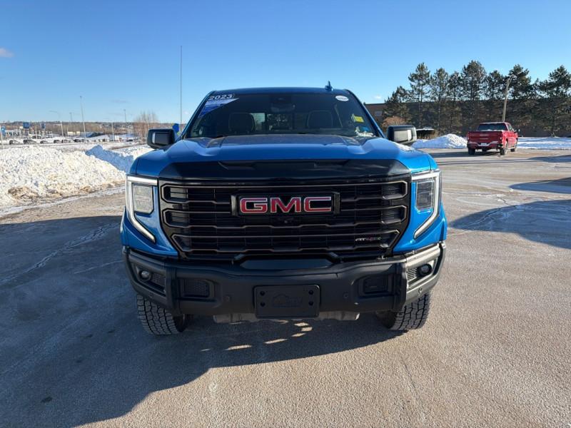 GMC Sierra 1500 2023 - Image 2