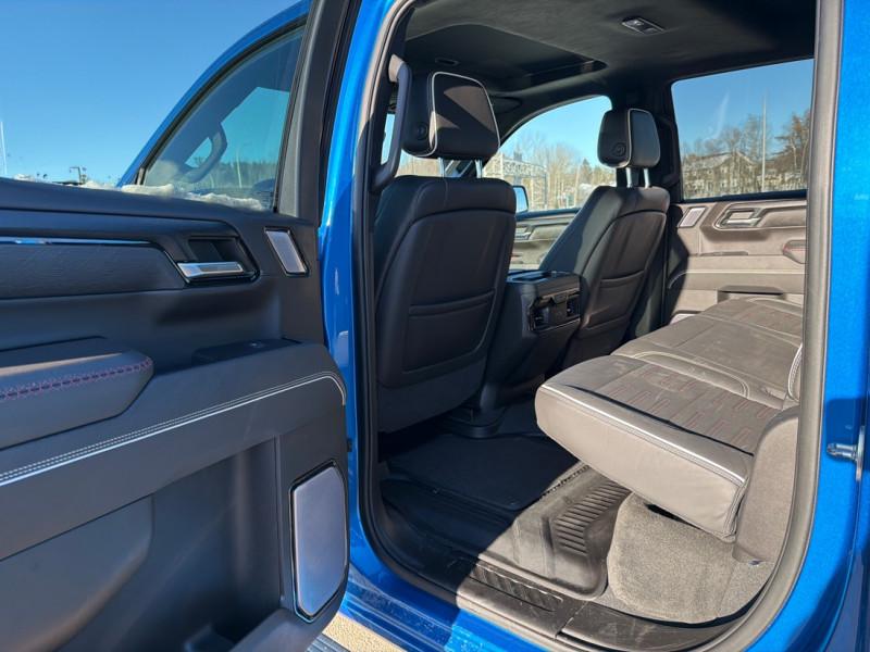 GMC Sierra 1500 2023 - Image 13