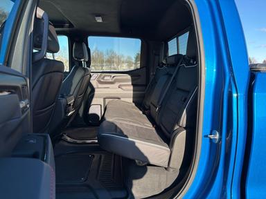 GMC Sierra 1500 2023 - Thumbnail 14