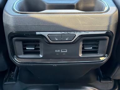 GMC Sierra 1500 2023 - Thumbnail 15