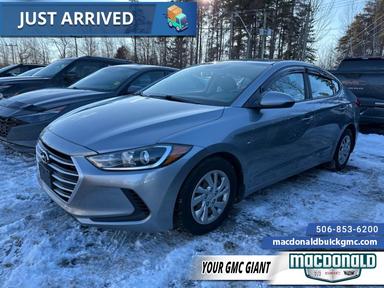 Hyundai Elantra 2017 - Thumbnail 1